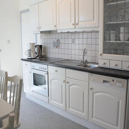 Modern With Hot Tub Appartement