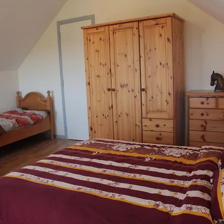 Modern With Hot Tub Felenne