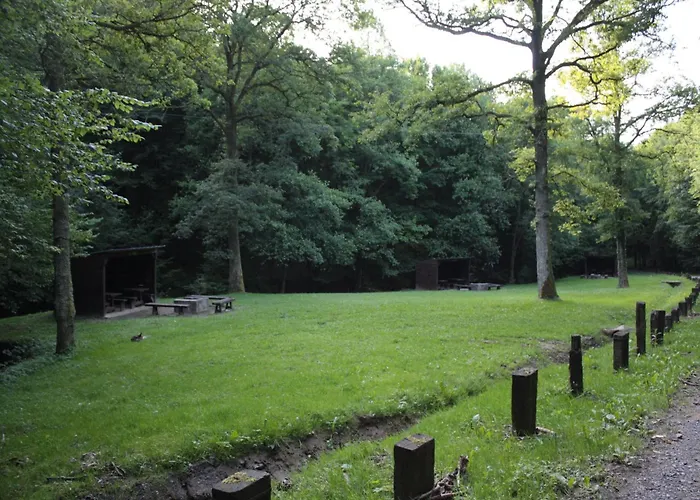 Modern With Hot Tub Lejlighed