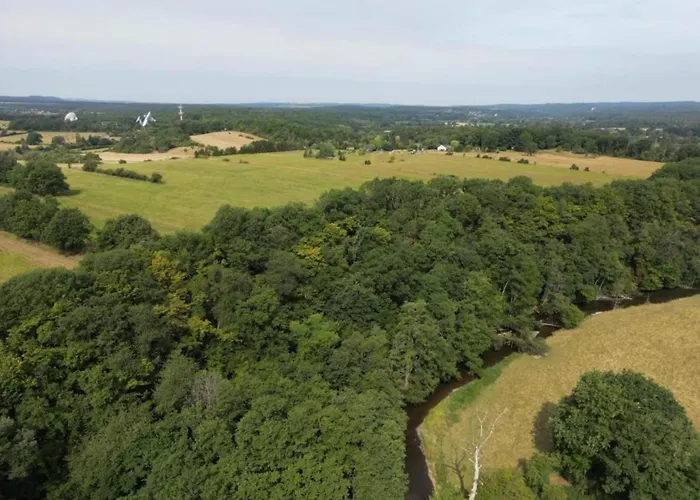 Modern With Hot Tub * Felenne